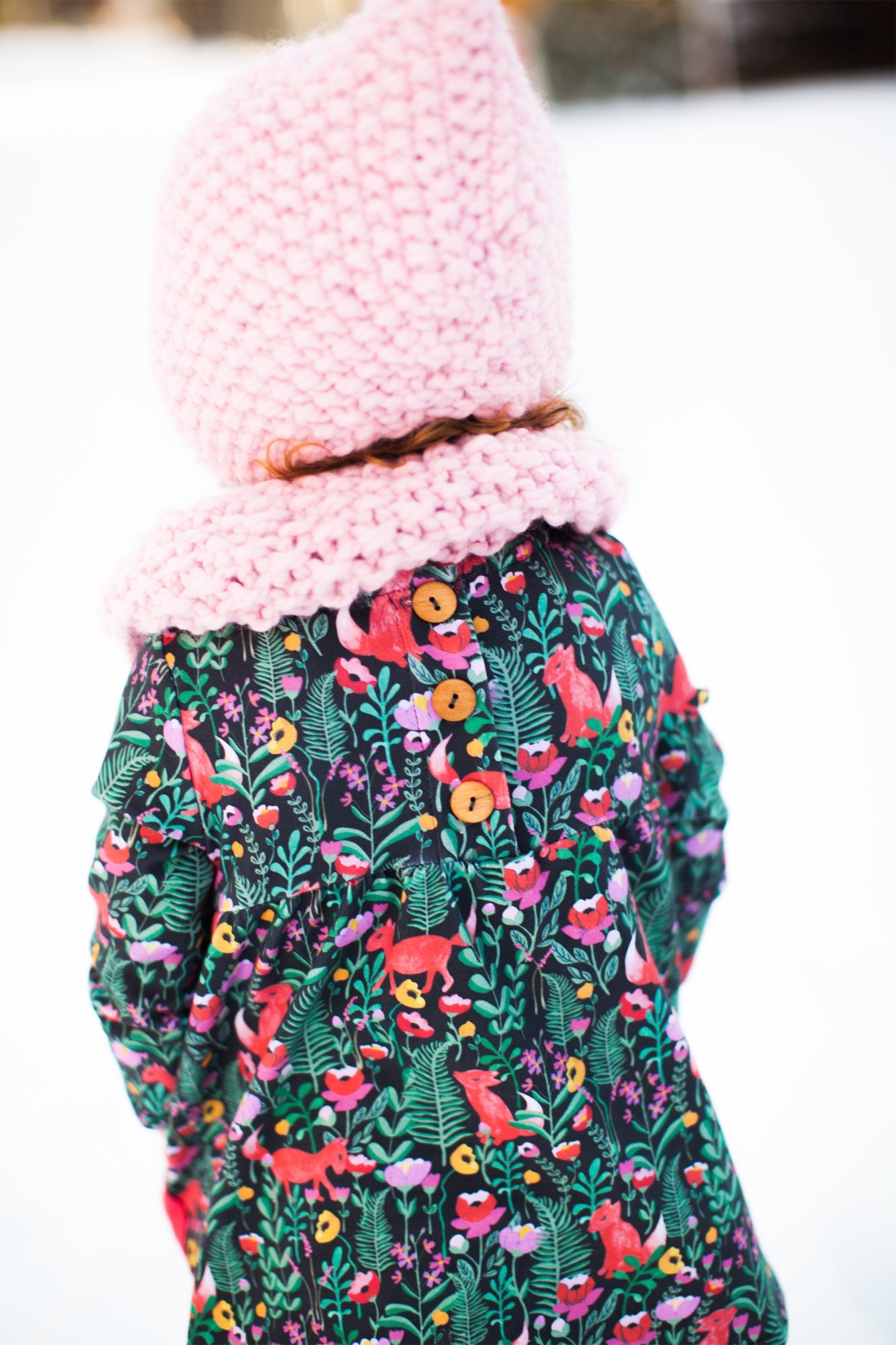 Top with pockets in fox floral